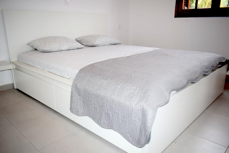 Bedroom 3, Apt - Sleeps 5 - Pets Ok - Balcony - Parking, Central Macedonia