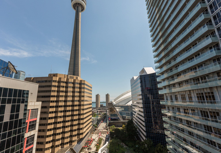 Exterior & Views 2, Applewood Suites - CN Tower & Convention, Toronto