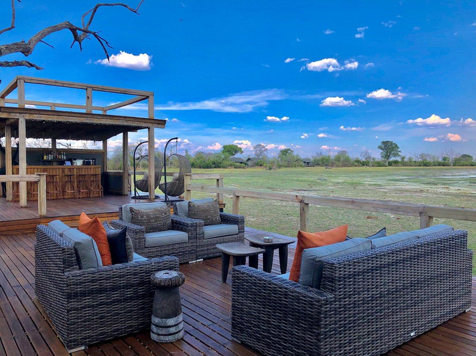 Others 3, Nogatsaa Pans Lodge, Chobe
