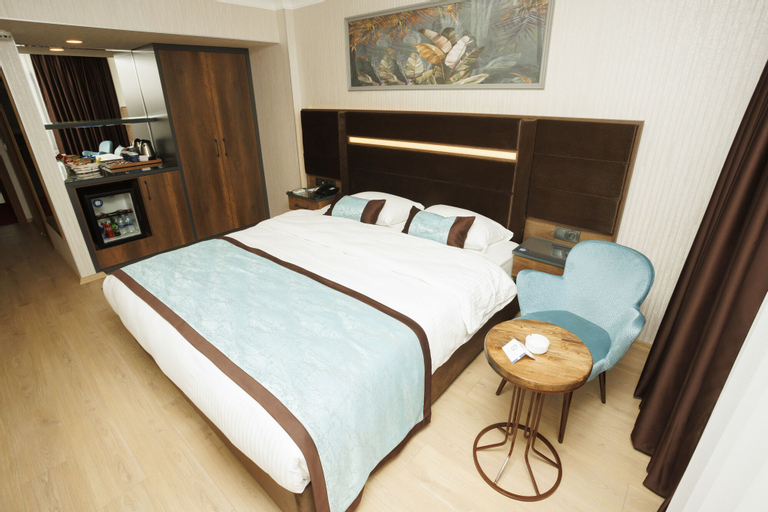 Bedroom 9