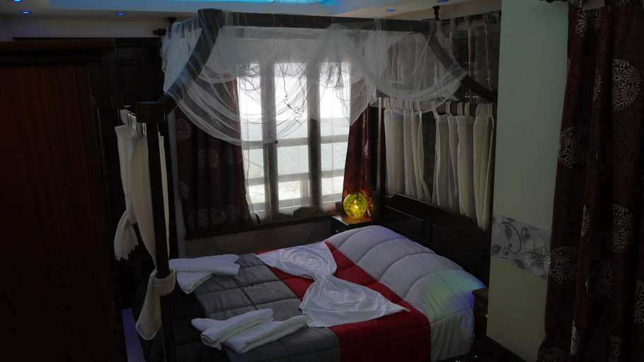 Bedroom 2, Blue Sea Beach Hotel, East Macedonia and Thrace