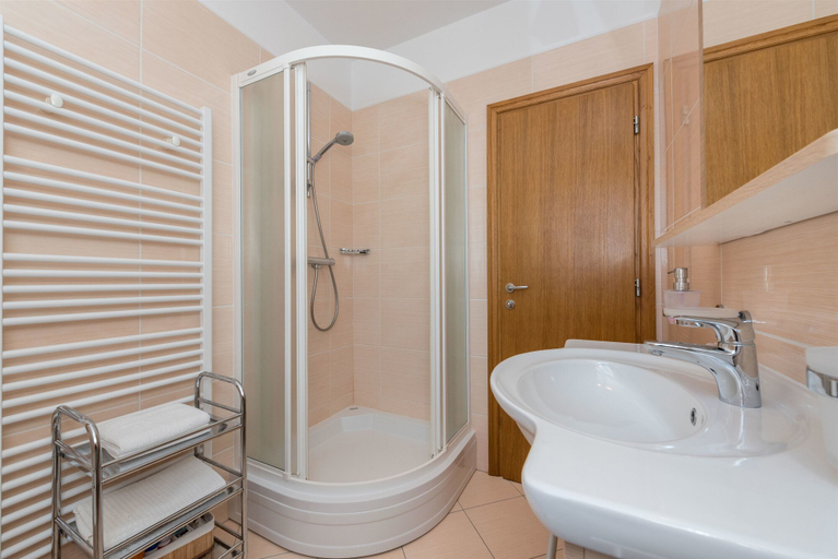 Bathroom 4, Villa Betina, Murter