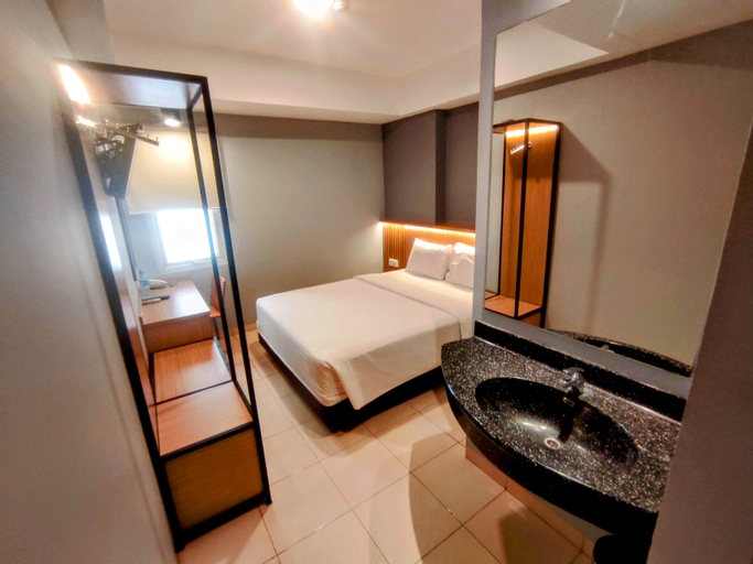Bedroom 5, Studio One Thamrin Hotel, Central Jakarta