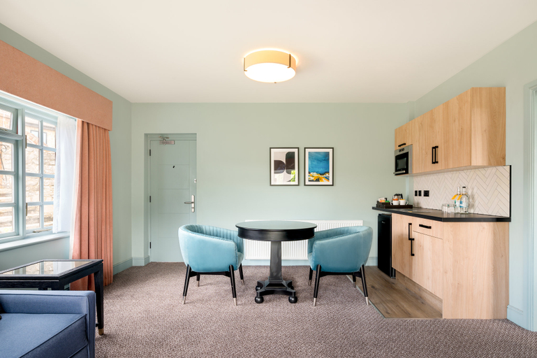 Others 2, voco LYTHE HILL HOTEL & SPA by IHG, Surrey