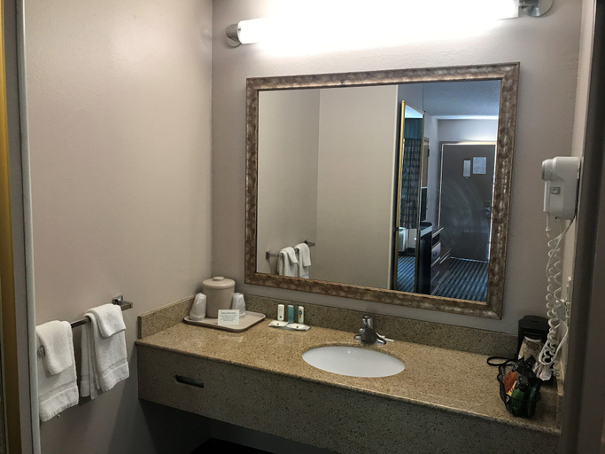 Bathroom 3, Quality Inn Savannah I-95, Chatham