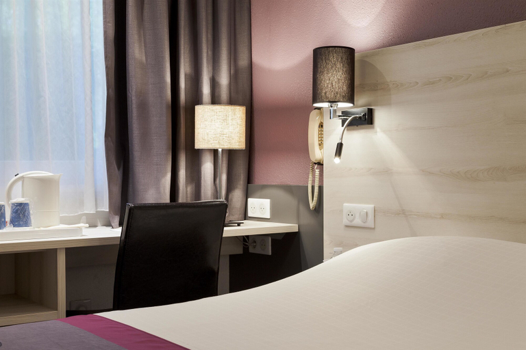 Bedroom 4, Kyriad Lille Est Villeneuve d'Ascq, Nord