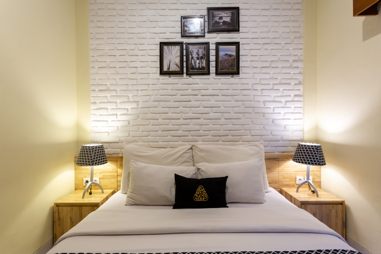 Bedroom 25