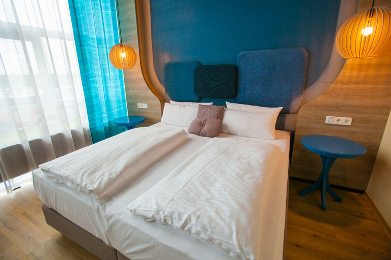Bedroom 5, Tropical Islands, Dahme-Spreewald
