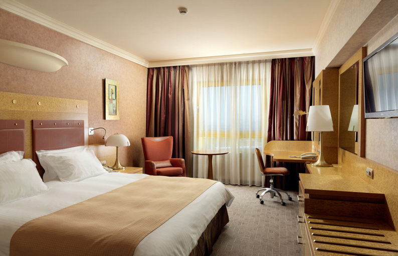 Bedroom 5, Holiday Inn ATHENS - AIRPORT by IHG, Attica