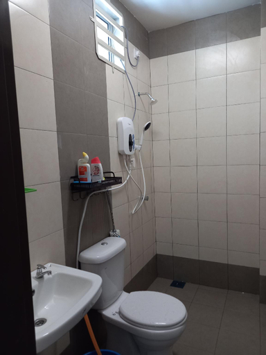 Bathroom 3, Homestay Zaki D'Gerik, Hulu Perak