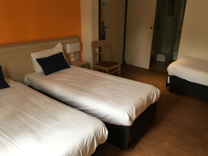 Bedroom 4, Budget Hotel - Melun Sud Dammarie Les Lys, Seine-et-Marne