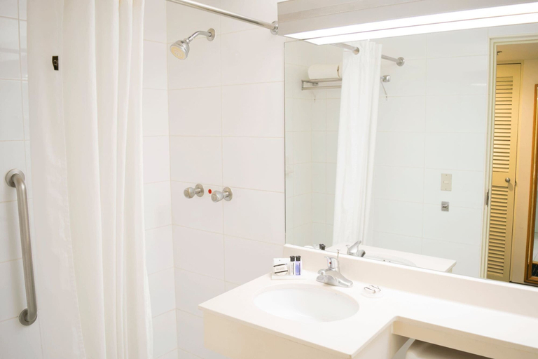 Bathroom 3, Travo Hotel Monterrey Histórico, Monterrey