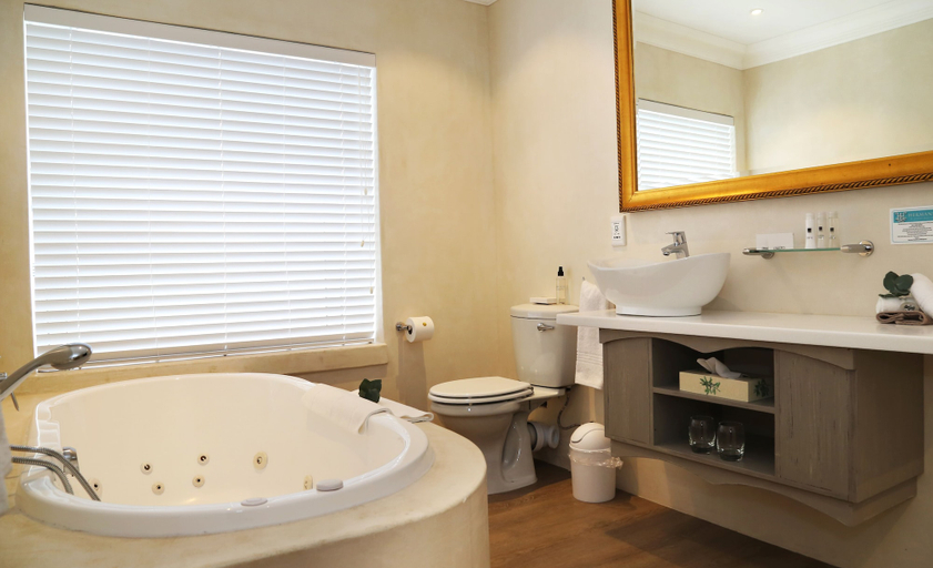 Bathroom 5, Hermanus Boutique Guest House, Overberg