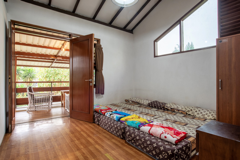 Bedroom 21