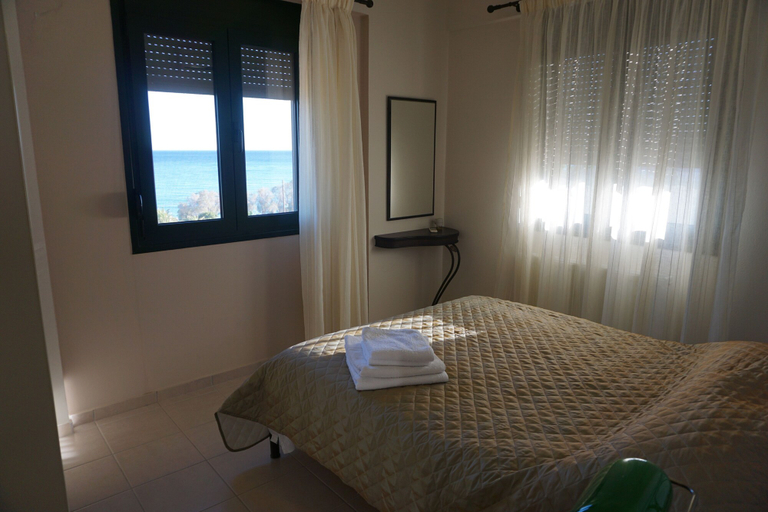 Bedroom 3, Portela Suites Kampoula, Crete