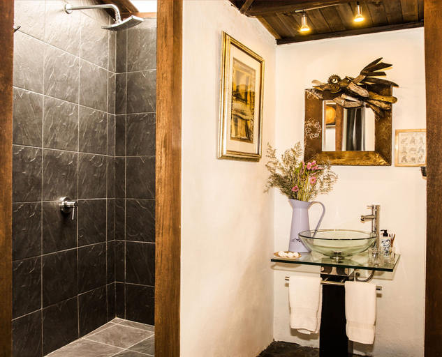 Bathroom 5, LA COLINA Hotel Cottage, Santafé de Bogotá