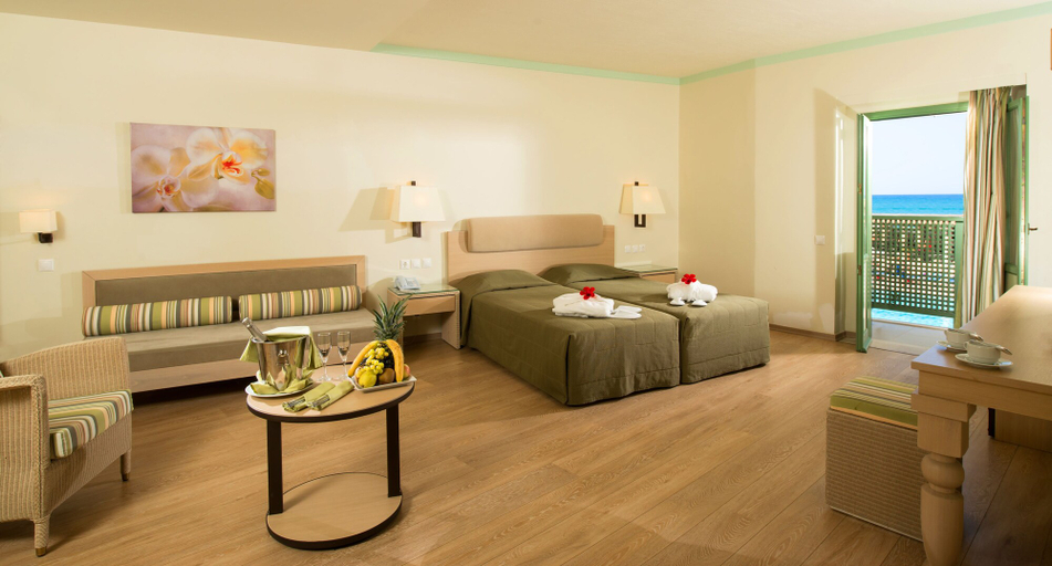 Bedroom 4, Silva Beach Hotel, Crete