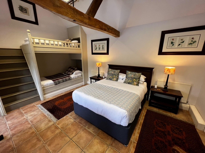 Bedroom 2, Whitmoor Farm, Surrey