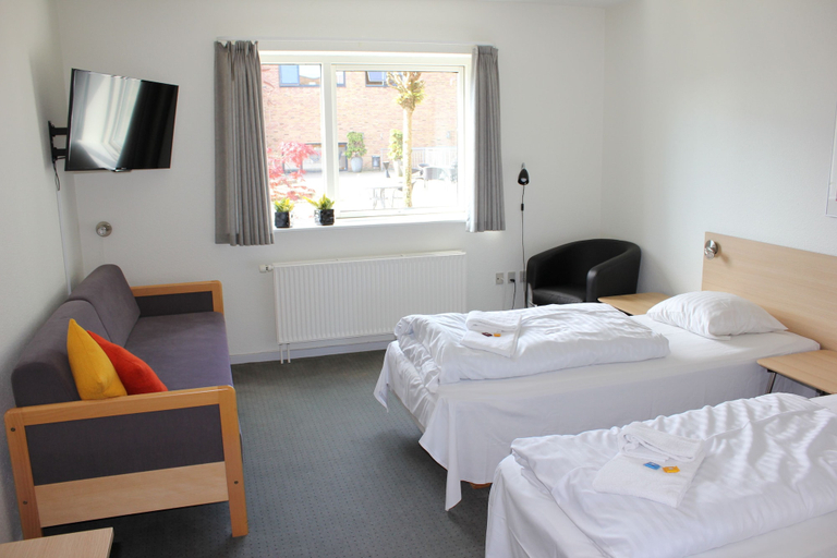 Bedroom 2, Vildbjerg Sports- & Kulturcenter, Herning