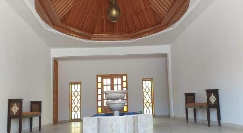 Others, Riad Tin Hinane, Errachidia
