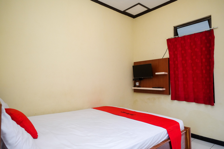 Bedroom 3, RedDoorz near Candi Sukuh Karanganyar, Karanganyar