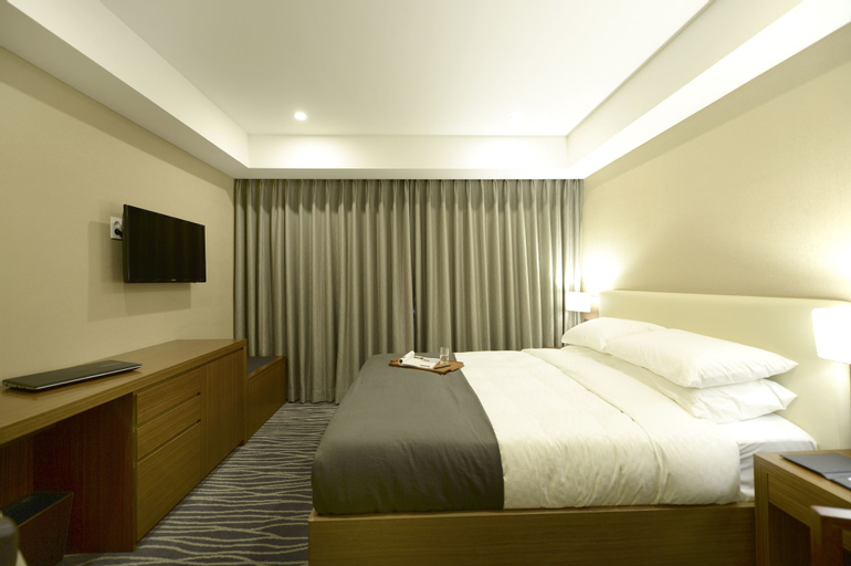 Bedroom 25