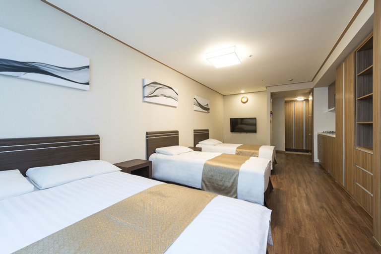 Bedroom 7
