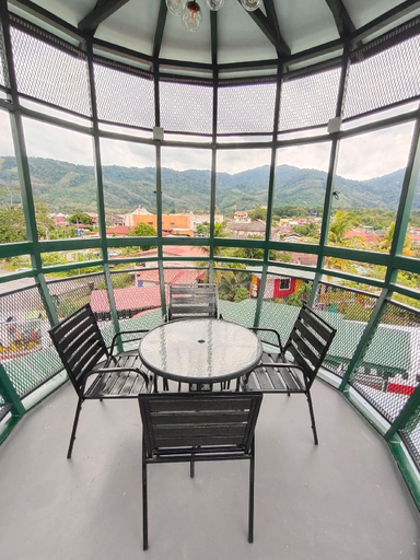 Others 3, Twin Jets Resort, Seremban