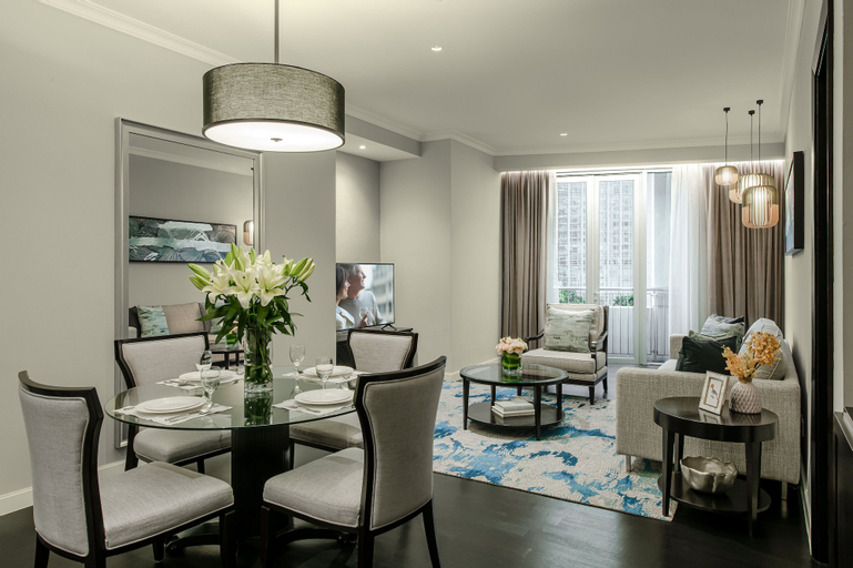Dining Room 18