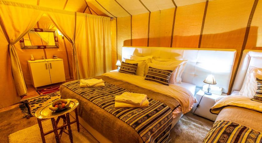 Bedroom 2, Room in Bungalow - Saharian Luxury Camp, Errachidia