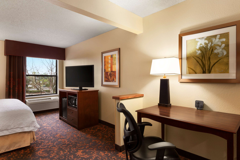 Bedroom 3, Hampton Inn Houston-Willowbrook Mall, Houston