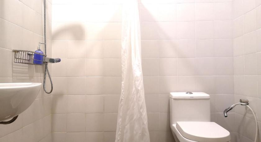 Bathroom 4, A Place Called Home, Malacca City
