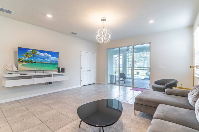 Others 4, 7407 Solterra, Polk