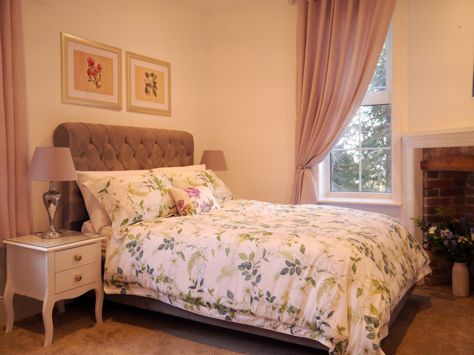 Bedroom 3, Guestling Hall Hotel, East Sussex