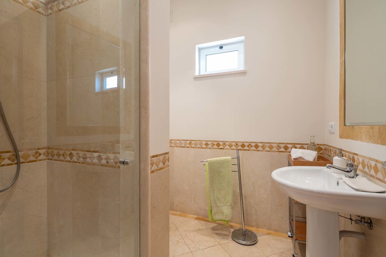 Bathroom 4, Designed Villa - Palheiro Village, Funchal