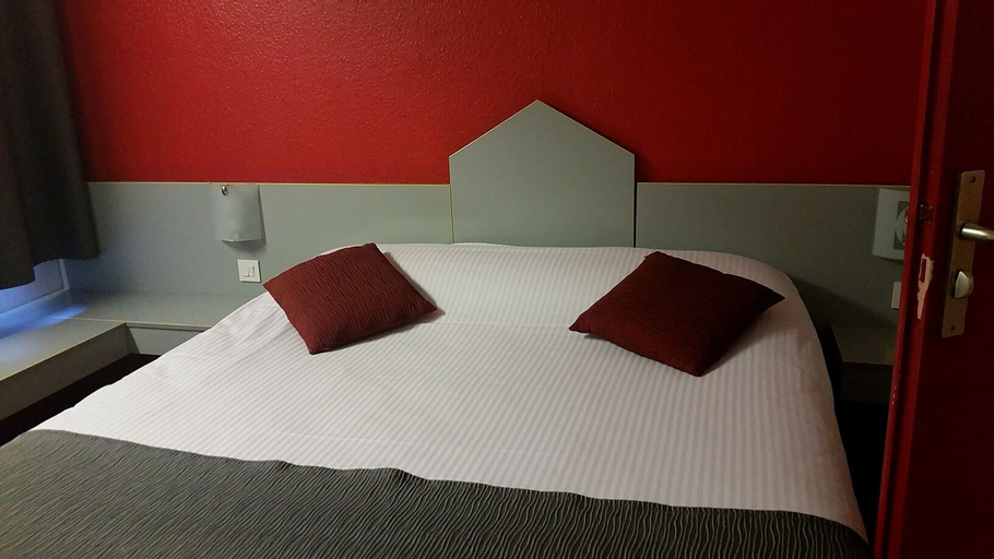 Bedroom 7