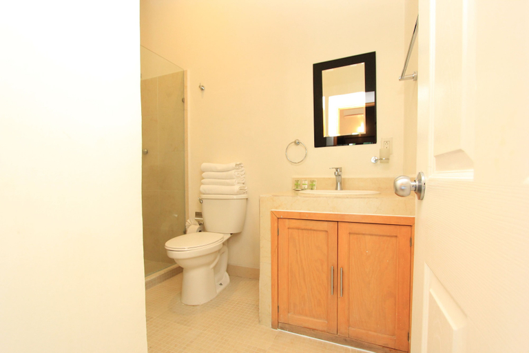 Bathroom 4, Hotel Santa Rita, Guanajuato