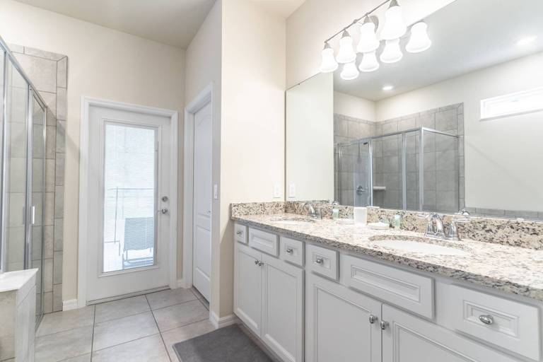 Bathroom 3, 7407 Solterra, Polk
