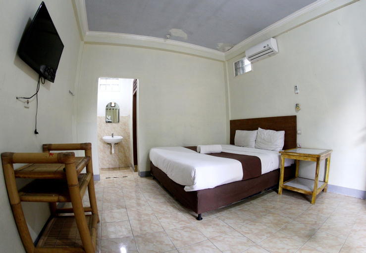 Bedroom 30