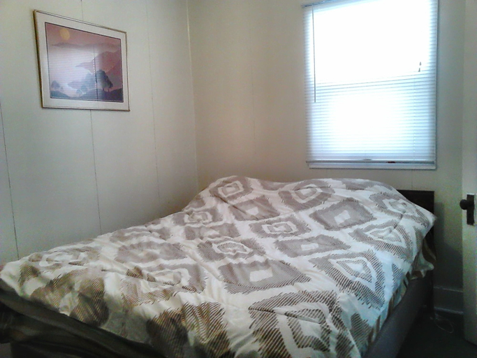 Bedroom 4, Canora Home Rentals Holiday Cottage, Division No. 9