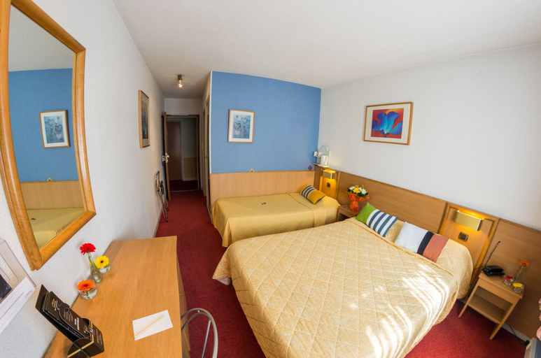 Bedroom 3, Avantici Citotel Gap, Hautes-Alpes