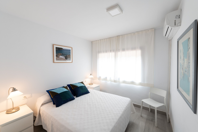 Bedroom 3, Apartments Marblau, Girona