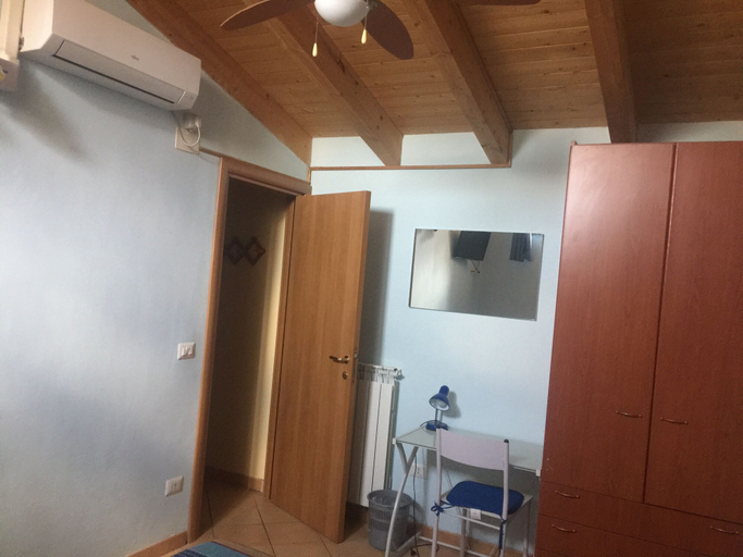 Bedroom 3, Da Rosa, Catania