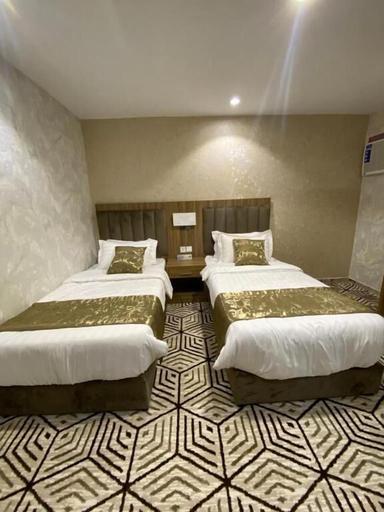 Bedroom 2, Seven Mountains Hotel