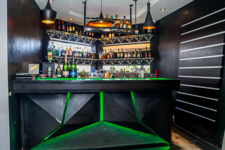 Food & Drinks 5, Angle Villa, Eti-Osa
