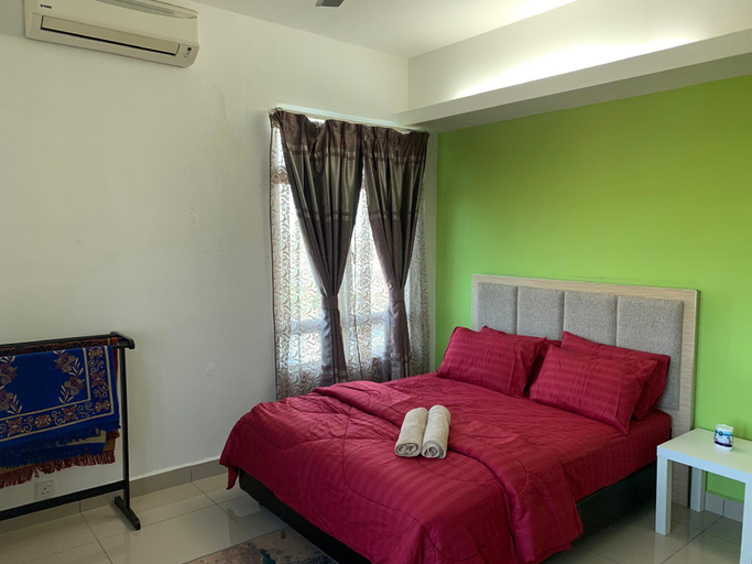 Bedroom 2, kb wakaf che yeh apartment, Kota Bharu