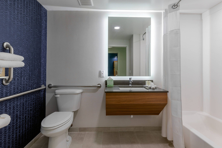 Bathroom 5, Fairfield Inn & Suites by Marriott Atlanta Stonecrest, DeKalb