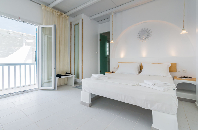 Bedroom 5, Niki Savvas Studio & Suites, South Aegean