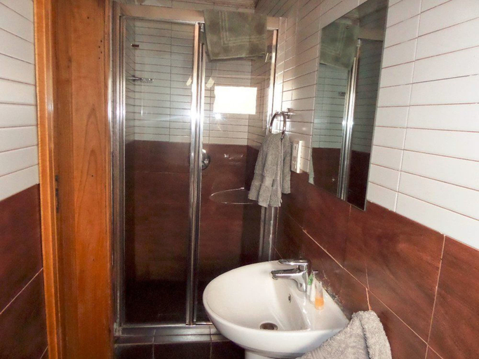 Bathroom, Angel Hospitality Services, Eti-Osa
