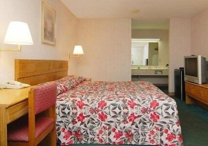 Bedroom 5, Econo Lodge Lanett, Chambers